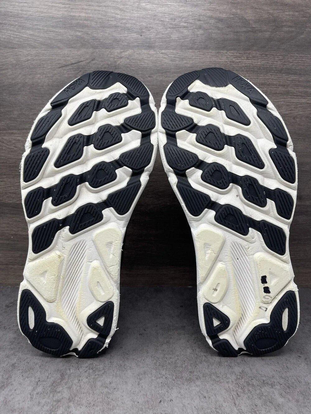 HOKA Clifton 9 Black White Size 11 Mens Cushioned Running Walking Shoes